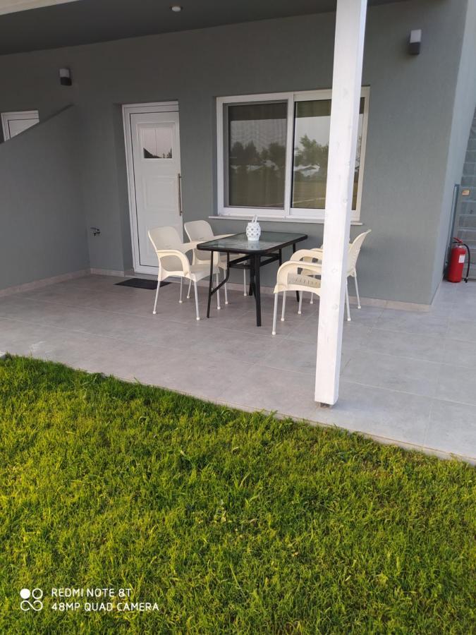 Onar By The Sea Luxurious Apartments Flogita Ngoại thất bức ảnh