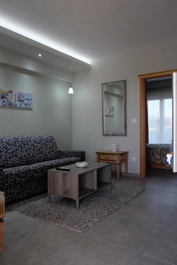 Onar By The Sea Luxurious Apartments Flogita Ngoại thất bức ảnh