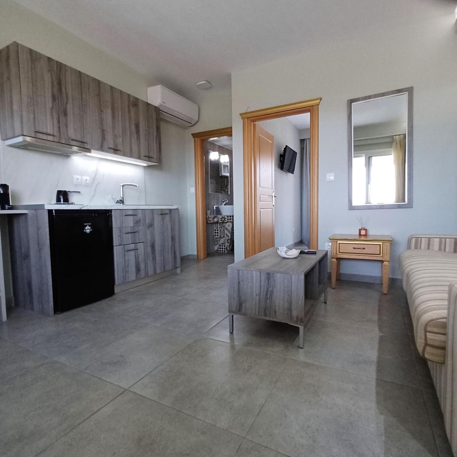 Onar By The Sea Luxurious Apartments Flogita Ngoại thất bức ảnh
